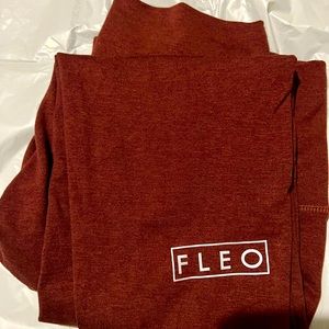 Fleo El Toro 25” Leggings, Size Small, Bounce